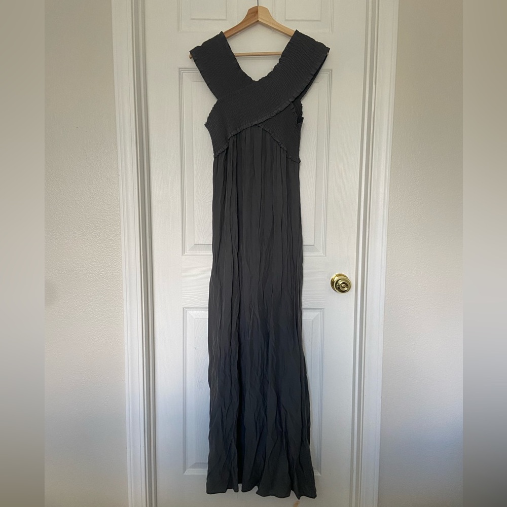 Elegant Gray Maxi Dress